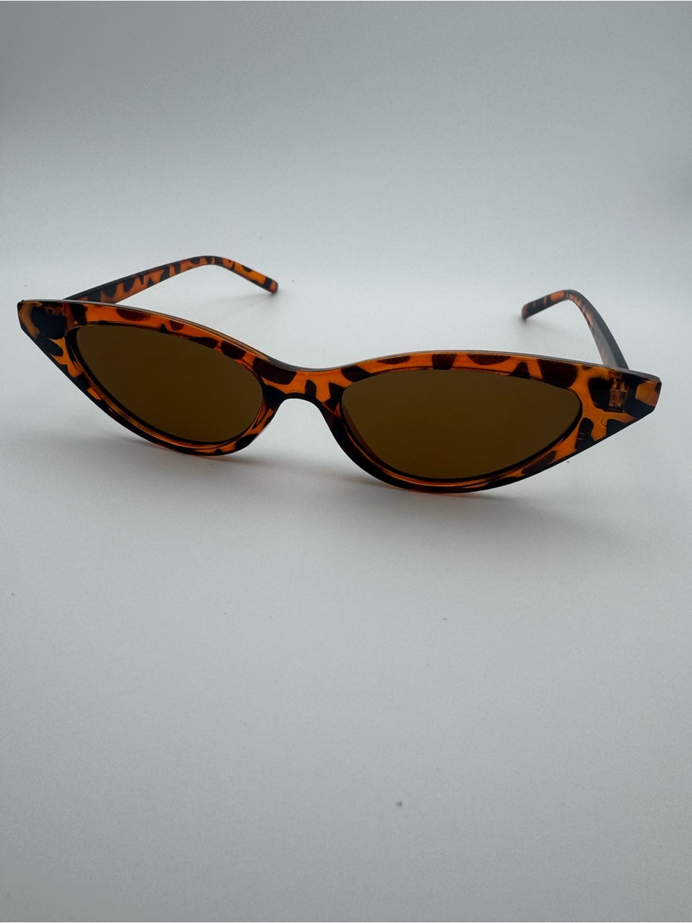 Tortoise Cat-Eye Sunglasses - Brown Lenses